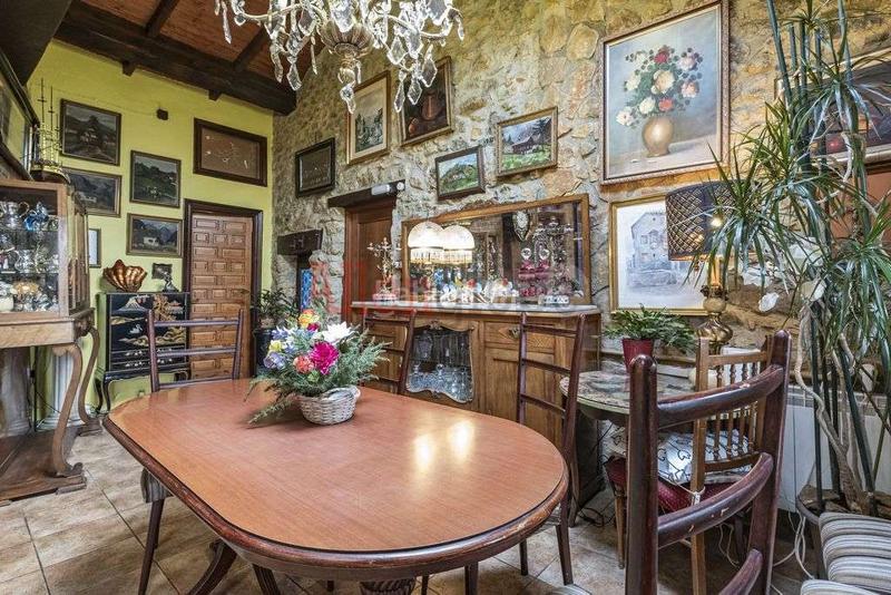 Foto e9f4d5cd-9a0e-444b-90a9-92b06d5146b1. Casa con riscaldamento in Parroquias Norte Siero