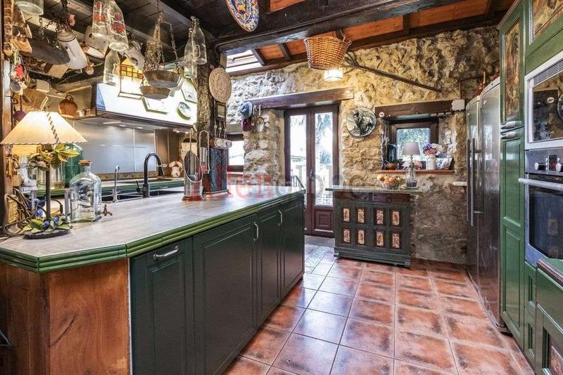 Foto f94e66d5-5d12-4a0d-a51e-50960241e0bf. Casa con riscaldamento in Parroquias Norte Siero