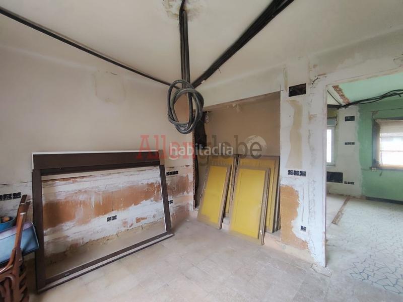 Foto 4a327846-d7ec-445d-91e0-539c00826a9d. Appartement avec chauffage dans Riosa