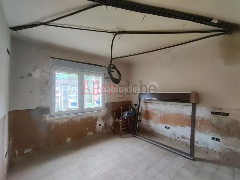 Foto b72eb18b-18b2-4547-b105-dc7a1676cc87. Appartement avec chauffage dans Riosa