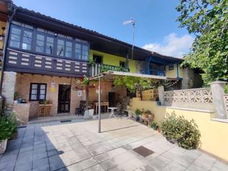 Casa adossada  Casares. Venta de conjunto rural en el centro de asturias
