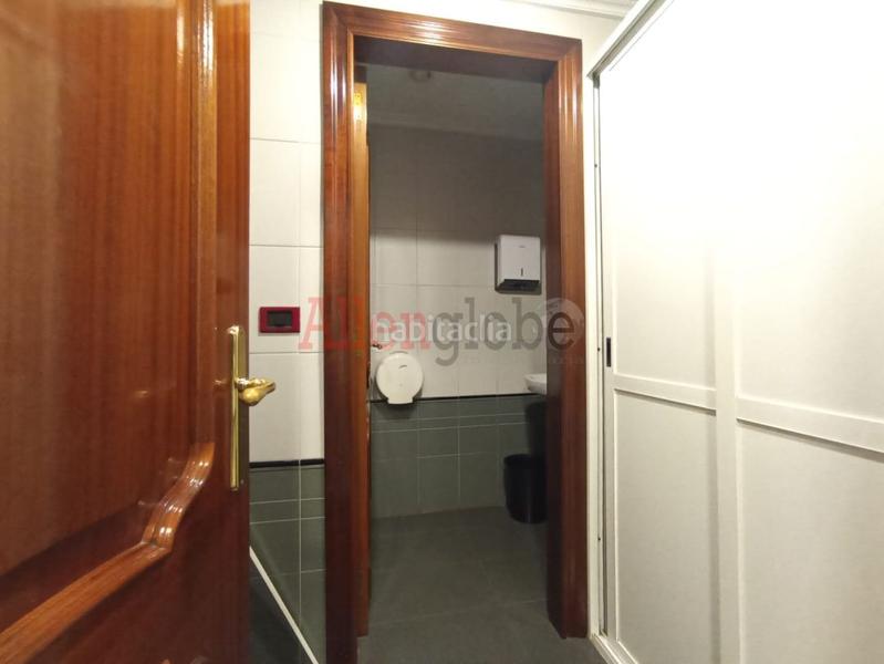 Foto 7cca076d-e31c-4325-b742-0564724aa693. Lloguer oficina a Plaza de América Oviedo