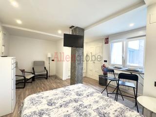 Lloguer Apartament  Calle cardenal cienfuegos. Alquiler de temporada de estudio totalmente reformado y equipado
