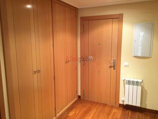 Location Appartement  Calle foncalada. Alquiler de esplendida vivienda  muy centrica  de cuatro dormito