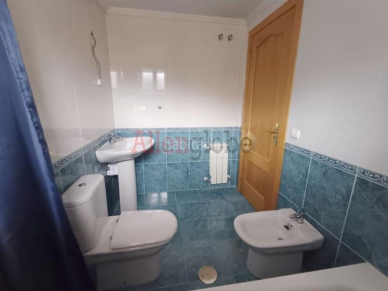 Foto 0616db18-fd52-4910-a632-a6faf970791e. Appartement avec chauffage parking dans San Claudio - Trubia - Las Caldas Oviedo
