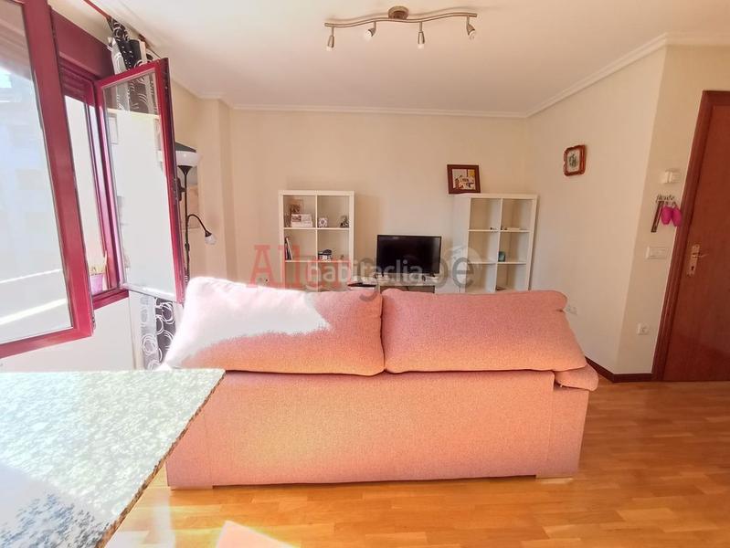 Foto db81bd0b-f862-4a43-af5a-51c2bb21ad29. Apartamento venta de apartamento en en edificio moderno de ciudad naranco en Oviedo