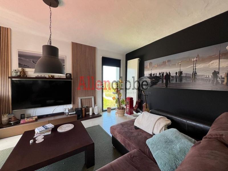 Foto 553e17a0-3f47-43b1-b4cd-d2dc5f8da18b. Casa amb calefacció aparcament a Quintes - Arroes Villaviciosa