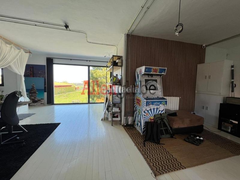 Foto a1faaa3c-dfcb-43aa-ac24-11010353c498. Casa amb calefacció aparcament a Quintes - Arroes Villaviciosa