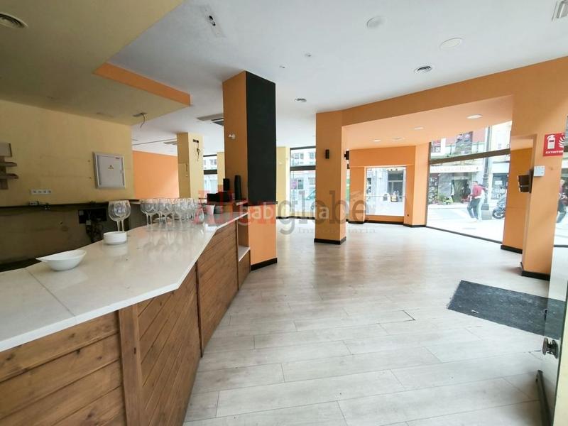 Foto 001d7120-6ca5-402f-ae8c-10bc06d4ac1c. Rent business premise in calle fray ceferino 19 in Oviedo