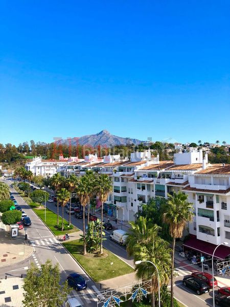 Foto df40cc68-c82e-4ad3-868d-aba5a5126667. Àtic amb calefacció aparcament a Aloha Marbella