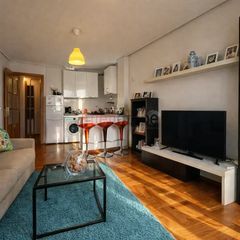 Apartament a Soto del Barco. Venta de apartamento seminuevo con plaza de garaje en san juan d