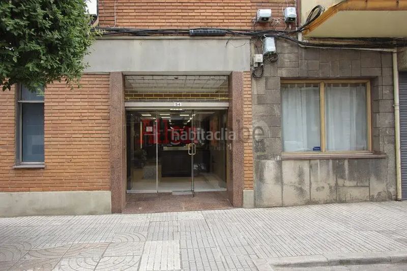 Foto 49739d82-0743-411f-afa9-45262efe60f1. Local comercial a Llanera