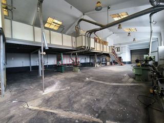 Affitto Capannone industriale  Lugar naon. Alquiler de nave con oficinas y terreno en el centro de asturias