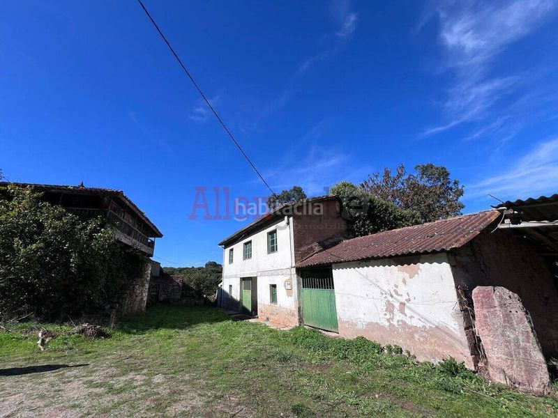 Foto 1fb4fffd-c090-453f-aeaa-05298b2c678e. Casa amb aparcament a Llanera