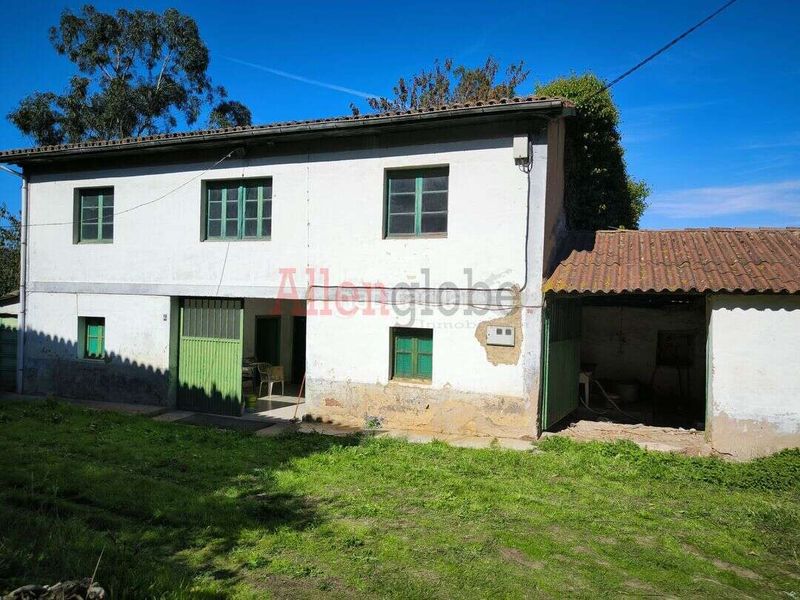 Foto 46260338-bd90-4d69-aed0-da02b284926f. Casa amb aparcament a Llanera