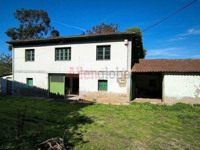 Foto 66bd33b3-58ea-4987-aacf-a02a7de1df8c. Casa amb aparcament a Llanera