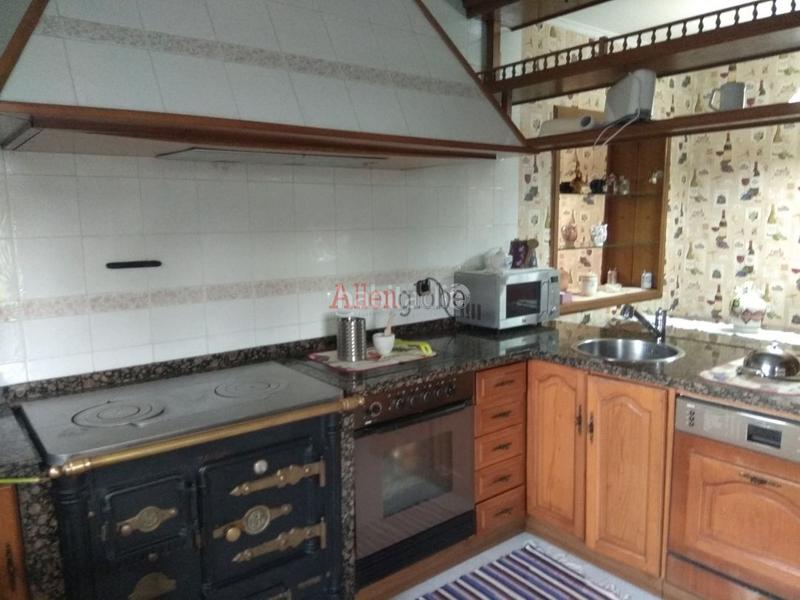 Foto 707b83e0-cce9-47e4-bc1e-584eb78b45ec. Chalet cas en venta en zona ceceda () en Nava