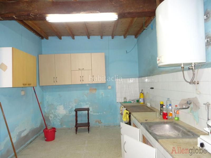 Foto 6a19329d-37b2-484c-bd0a-0c38a55bc0a2. Casa conjunto rural para reformar muy proximo a en Oviedo