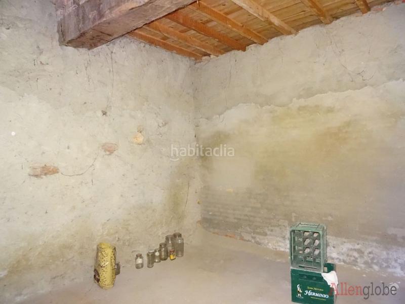Foto 8ae47208-87a4-44ff-86cb-eee1f24e3e39. Casa conjunto rural para reformar muy proximo a en Oviedo