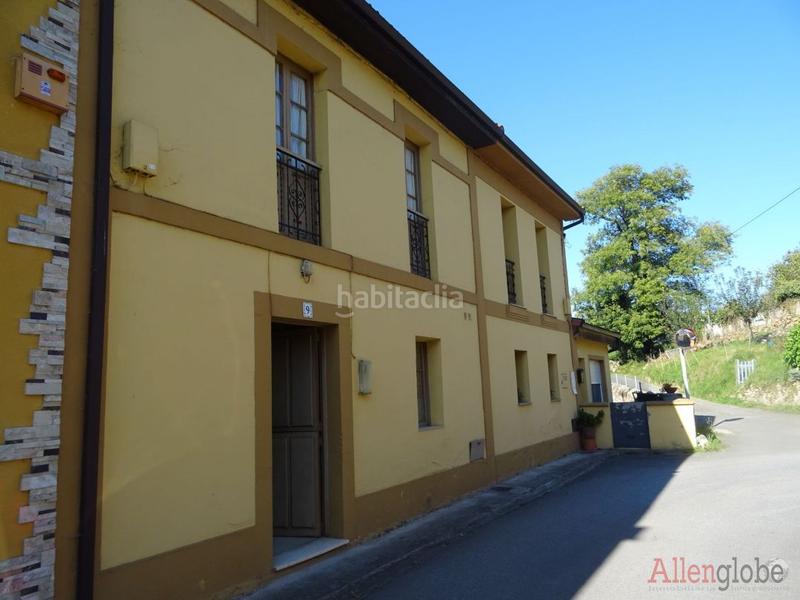 Foto bf500134-3a1f-421b-a28b-a31f93eb7b63. Casa conjunto rural para reformar muy proximo a en Oviedo