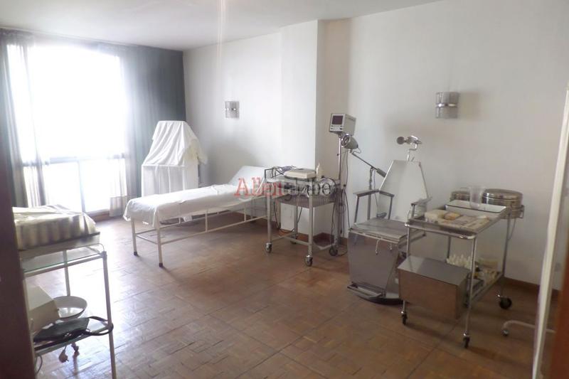 Foto 2e890d66-80d5-492e-a8d5-d935276897fc. Rent office space with heating in Parque San Francisco - Uría Oviedo