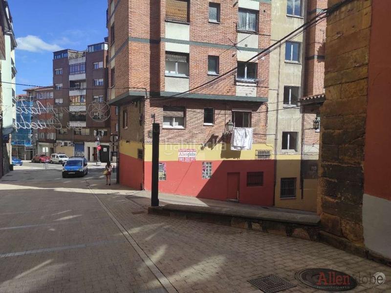 Foto c3e90933-0734-425c-a5d9-87280f4495bd. Affitto locale commerciale in n/a in Santo Domingo - El Campillín Oviedo