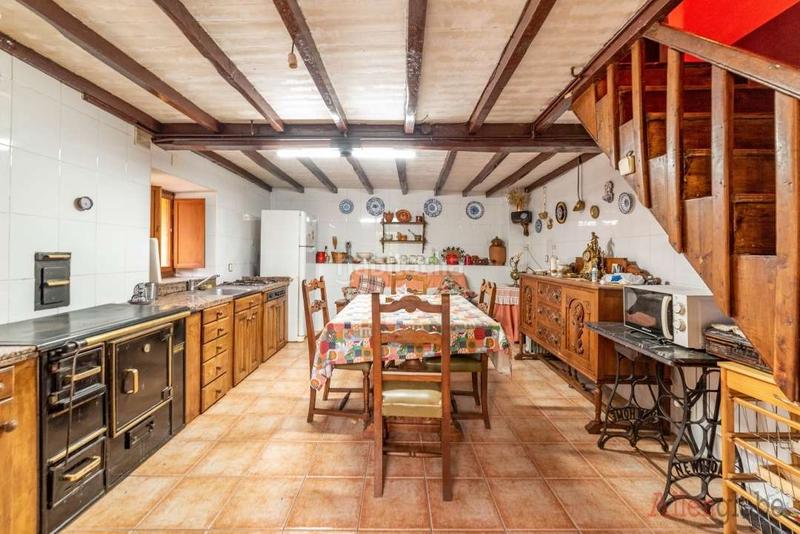 Foto 2b98250e-0c9c-457b-819b-b9e3c3137714. Casa con parcheggio in Teverga