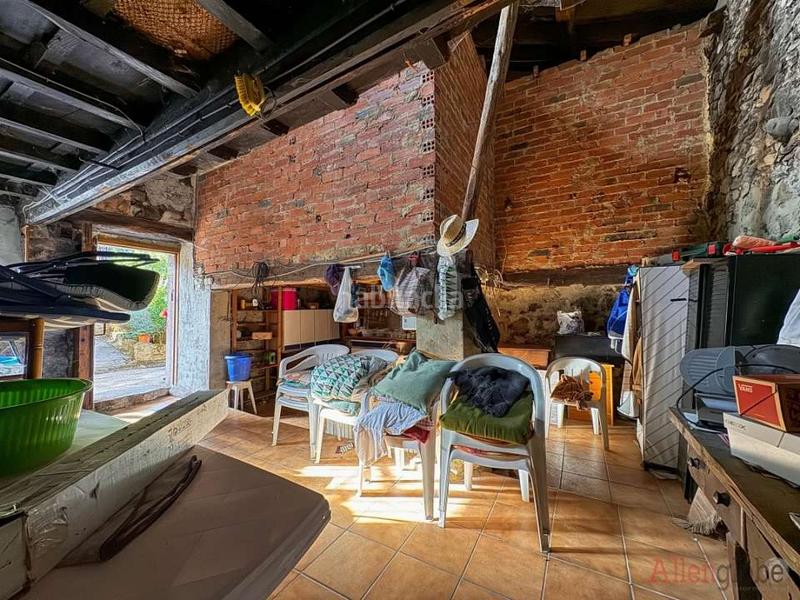 Foto 4867e565-8d55-4354-ab53-a1da2d95957e. Casa con parcheggio in Teverga