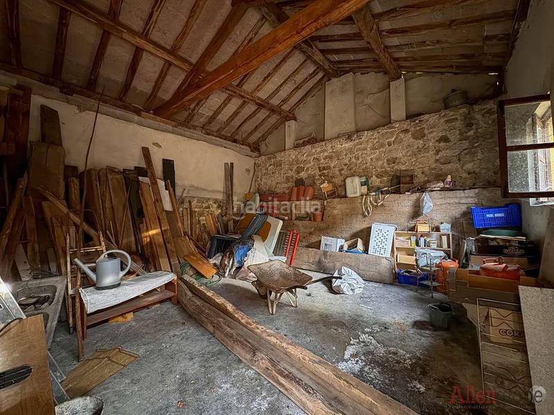 Foto 79fc303b-4b87-4e87-948f-f0b2a1c58ff2. Casa con parcheggio in Teverga