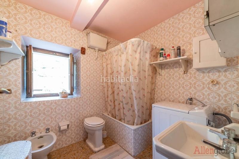 Foto a80171b9-102b-49bf-94d4-9b8567bd3e0f. Casa con parcheggio in Teverga