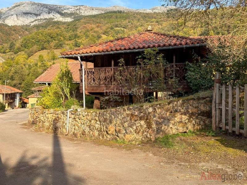 Foto ae57fbd5-8522-4a5a-a408-ddfc881f14d2. Casa con parcheggio in Teverga