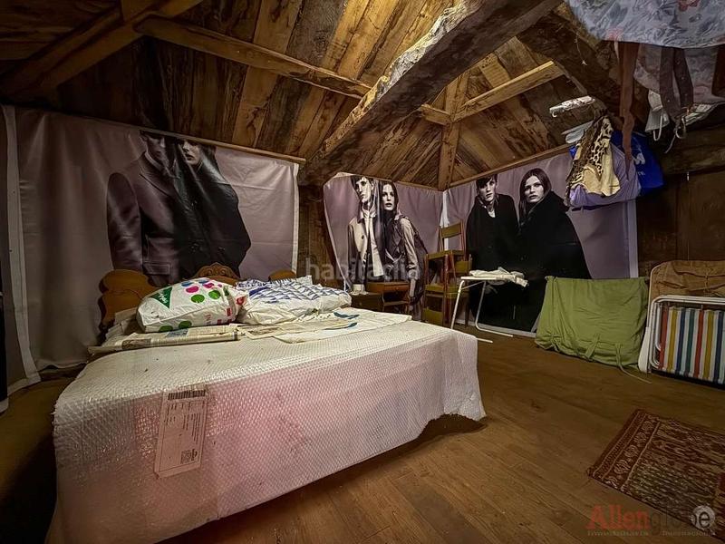 Foto c90886aa-72c0-4682-be42-6339e5c8c810. Casa con parcheggio in Teverga