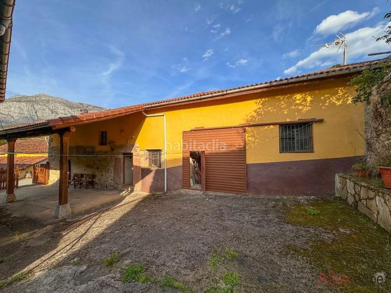 Foto f0b86f95-7b1a-424c-a1fb-7df2b9f2257c. Casa con parcheggio in Teverga