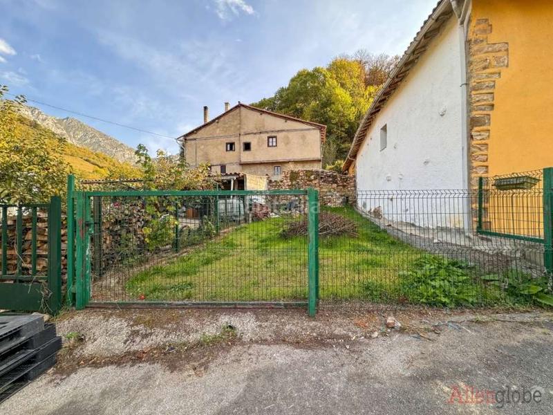 Foto f9f88392-d46c-4c49-a4a4-133b7247990b. Casa con parcheggio in Teverga