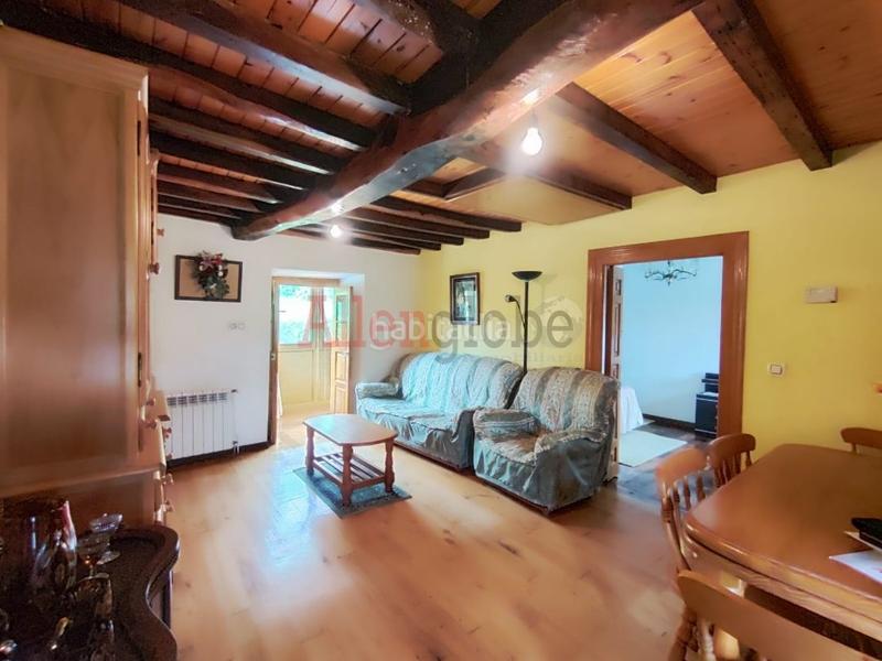 Foto 09776530-2ce0-4974-8227-d9de63d59e95. Casa amb calefacció a Pravia