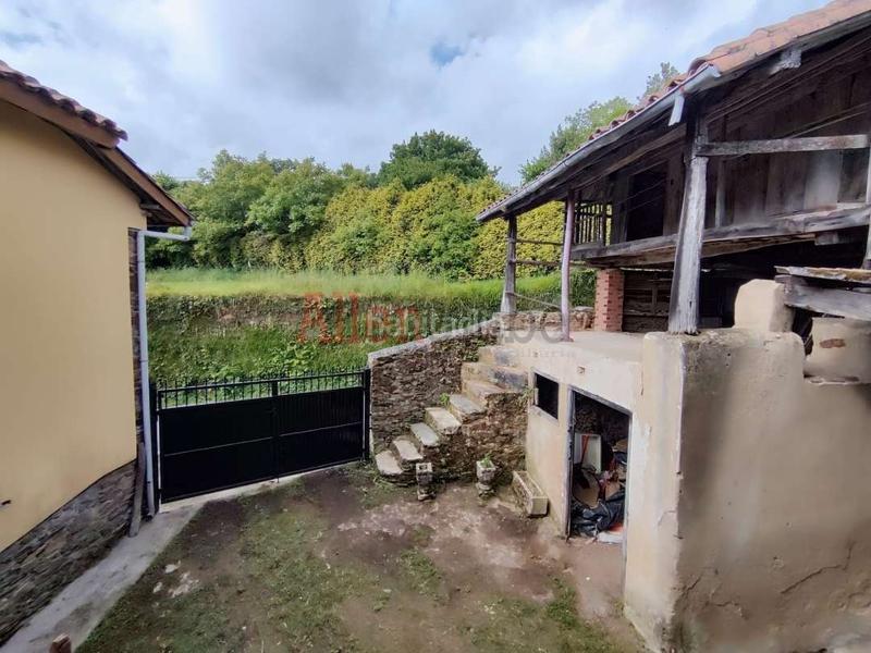 Foto 25dd5e3e-3712-43fe-84fb-728d03f2e411. Casa amb calefacció a Pravia