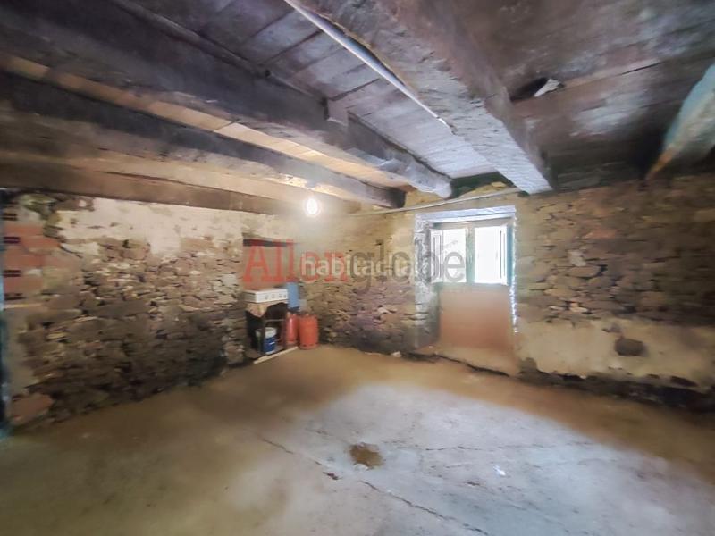 Foto 9901e8ba-55cb-4325-8a81-95f3cb103704. Casa amb calefacció a Pravia