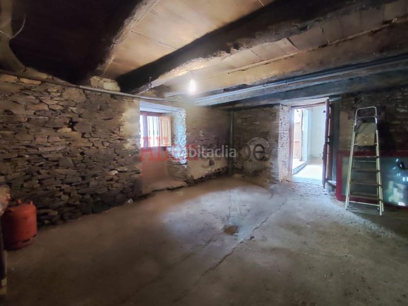 Foto d56999a9-ce4a-47da-b13a-145c7e83e660. Casa amb calefacció a Pravia