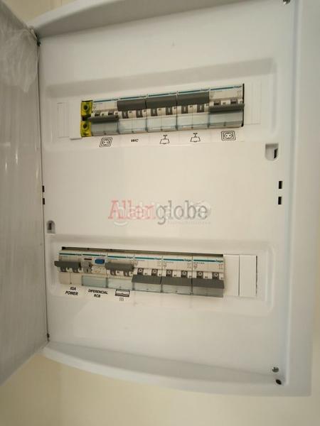 Foto 40a0d1af-5819-4a43-babd-a9397039ccd5. Lloguer local comercial a El Postigo Oviedo