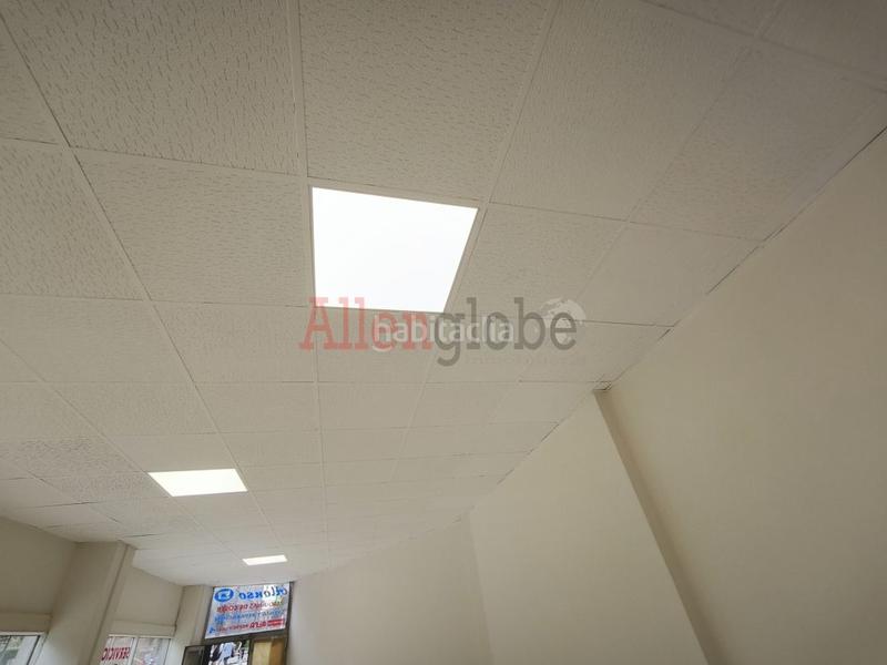 Foto 68eb3cd6-db8c-4b29-a67b-7fb910edf27e. Lloguer local comercial a El Postigo Oviedo