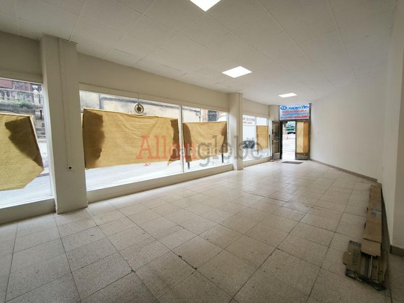 Foto 79fb5b2b-41a6-45ac-b11a-39ec7ba9f991. Location local commercial dans El Postigo Oviedo