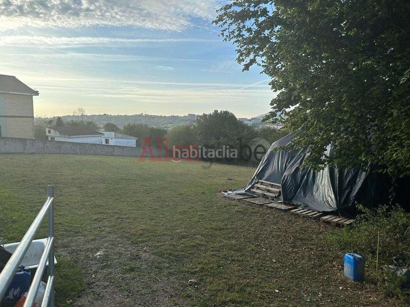 Foto 1120e97c-307a-48fa-974b-19013bbead62. Terreno residencial preciosa finca edificable a un paso en Oviedo