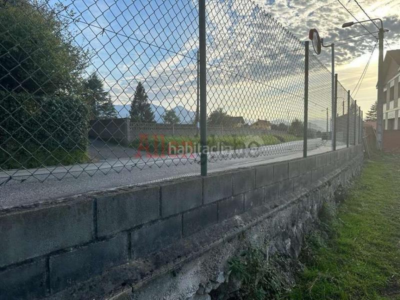 Foto a99a5281-5f1f-428e-a8c1-5c8095638289. Terreno residencial preciosa finca edificable a un paso en Oviedo