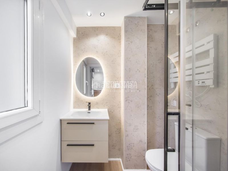 Foto ae32a740-924e-41f6-97a5-a9f87a892027. Piso  en venta en Ventas Madrid