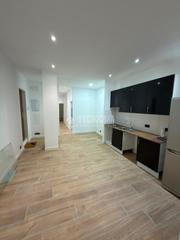 Etagenwohnung  Hermanos gomez. Piso en venta en madrid