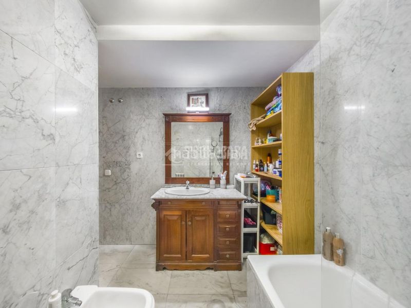 Foto 61a94001-ae68-4800-b735-6e82830828e9. Pis amb calefacció piscina a Ventas Madrid