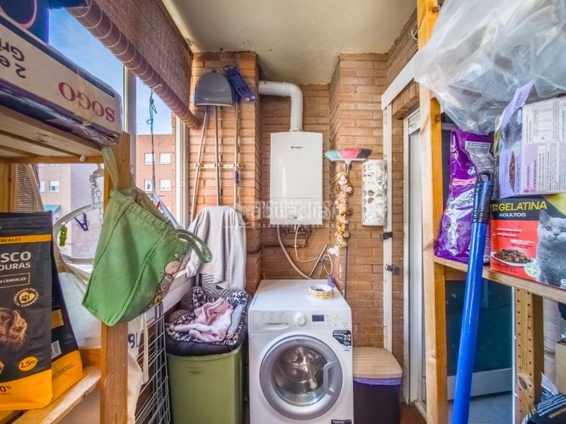 Foto 7a1a3ad8-0f2b-47a0-888e-269b20f4c9c4. Pis amb calefacció piscina a Ventas Madrid