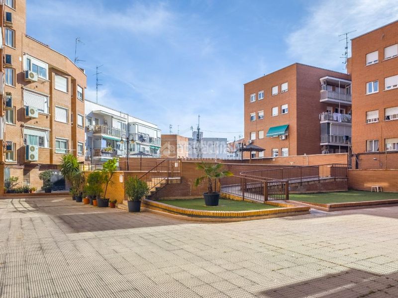 Foto 9d1a2636-9cb5-41a1-ab48-a7eb3a0ceb06. Pis amb calefacció piscina a Ventas Madrid