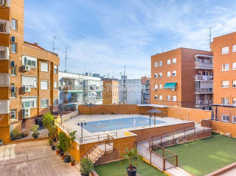Foto bd62dba0-dffd-4817-8311-99507ba2d8b9. Pis amb calefacció piscina a Ventas Madrid