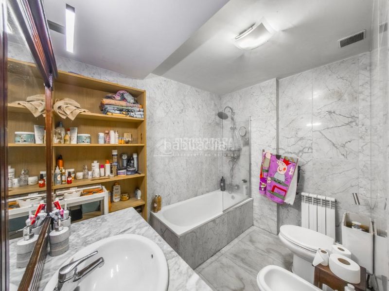 Foto c10d23e5-dd43-4aab-a2de-e2c8ae651339. Pis amb calefacció piscina a Ventas Madrid